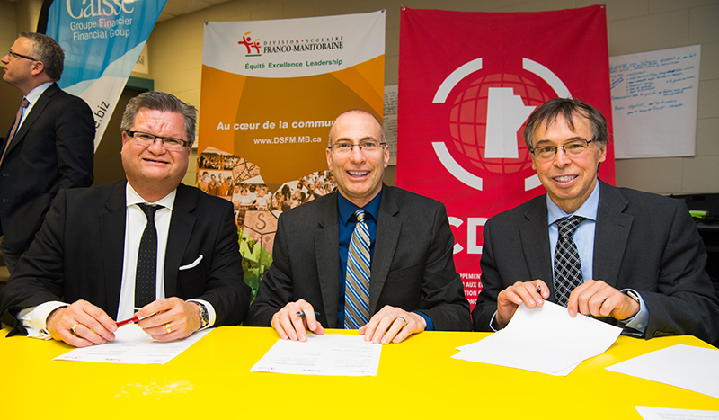Stéphane Dorge, vice-président du Conseil d’administration de Caisse Groupe Financier, Alain Laberge, directeur général de la DSFM et Louis Allain, directeur général du CDEM.